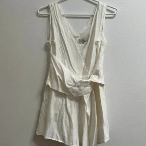 Ava V-Neck Romper M